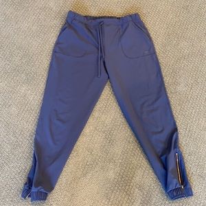 Albion fit Jetsetters.